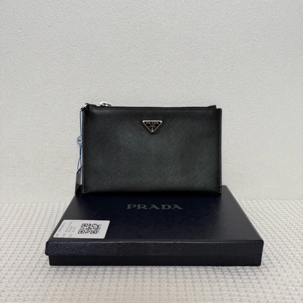 99新 Prada/普拉达 5889/男士时尚百搭黑色全皮小号手拿包