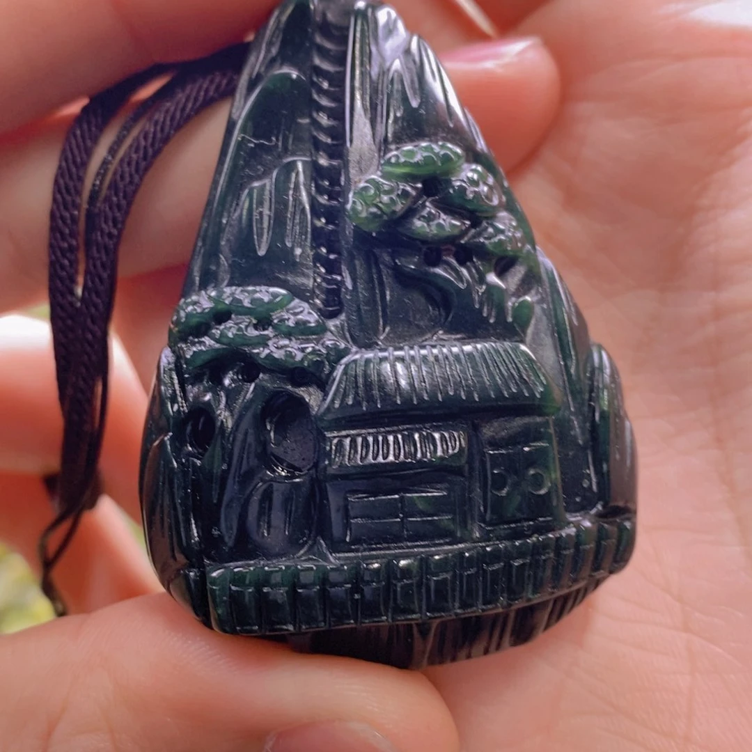 蛇纹石玉吊坠未镶嵌