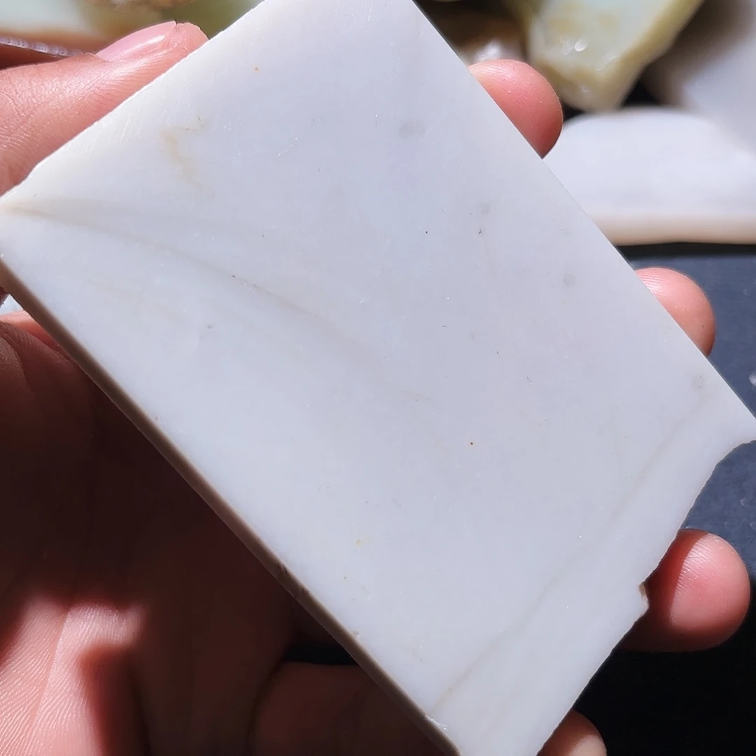 和田玉未镶嵌珠宝奇石