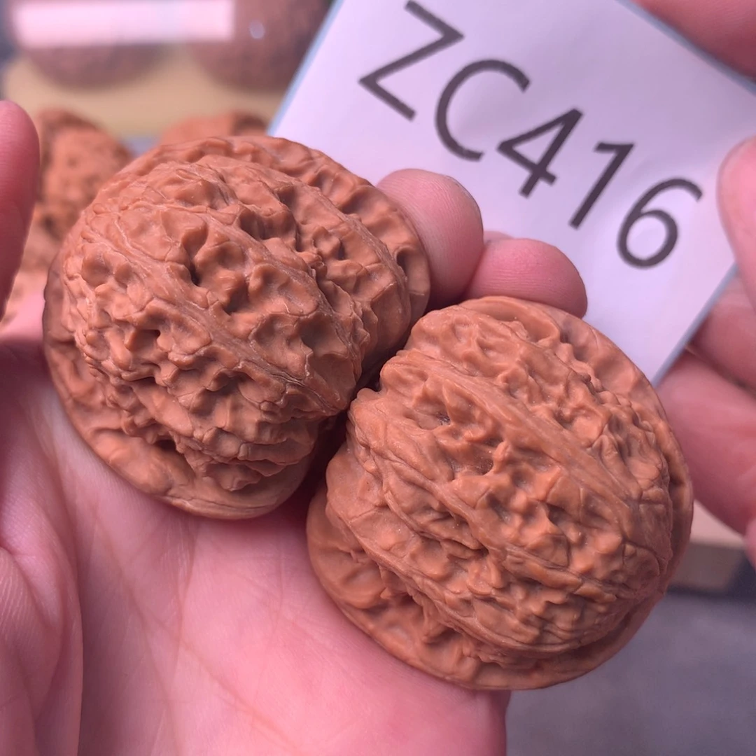 文玩核桃把件红皮球白40