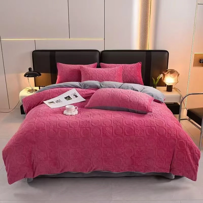 冬季大礼包牛奶绒雕花保暖四件套一对枕芯6斤被子011