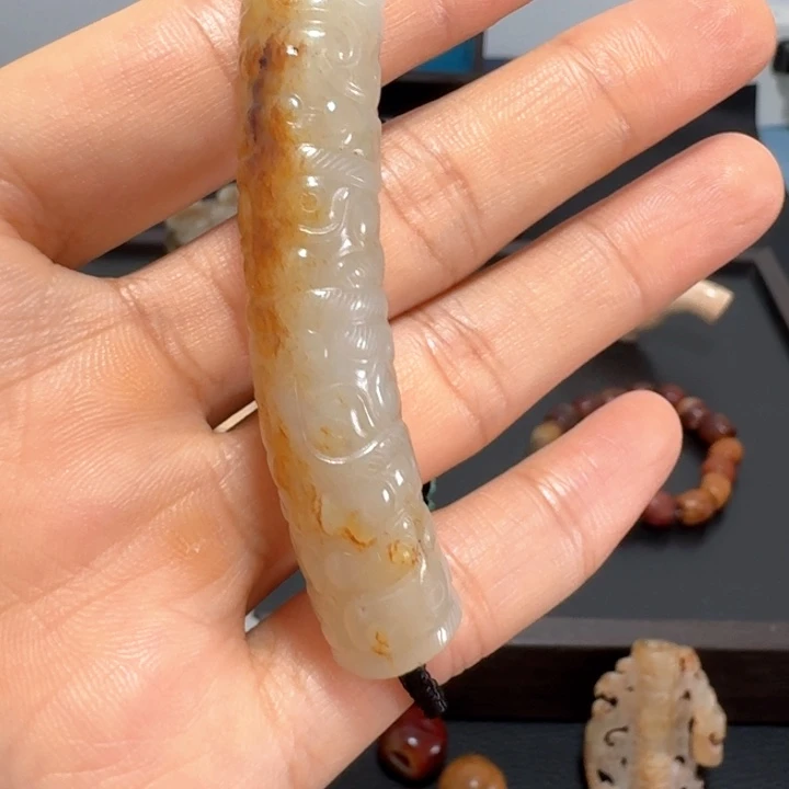 善***缘和田玉未镶嵌颈饰