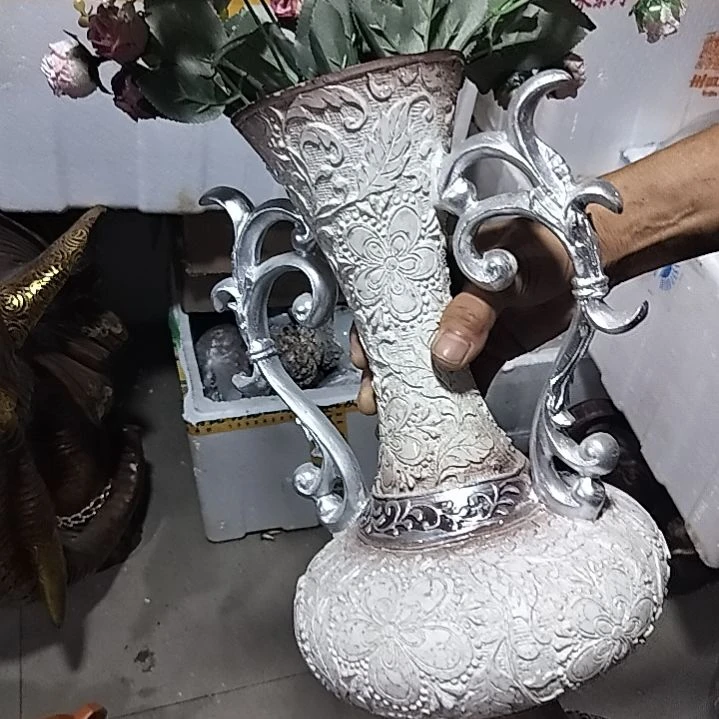 壶瑕。。。。。。。。。。。。。。