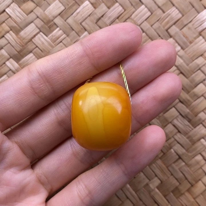 未镶嵌琥珀裸石蜜蜡M