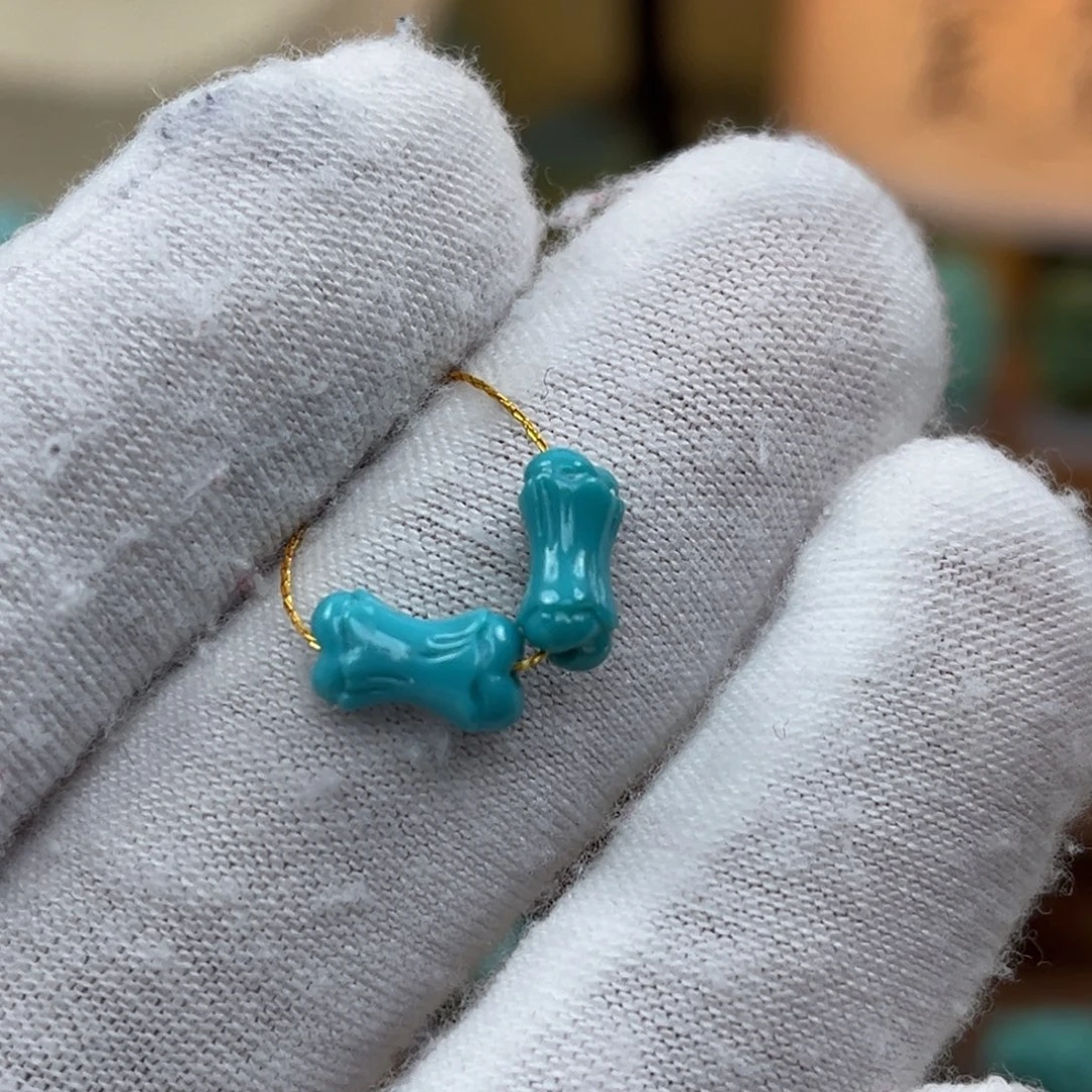 绿松石未镶嵌玉化料小骨头编号46