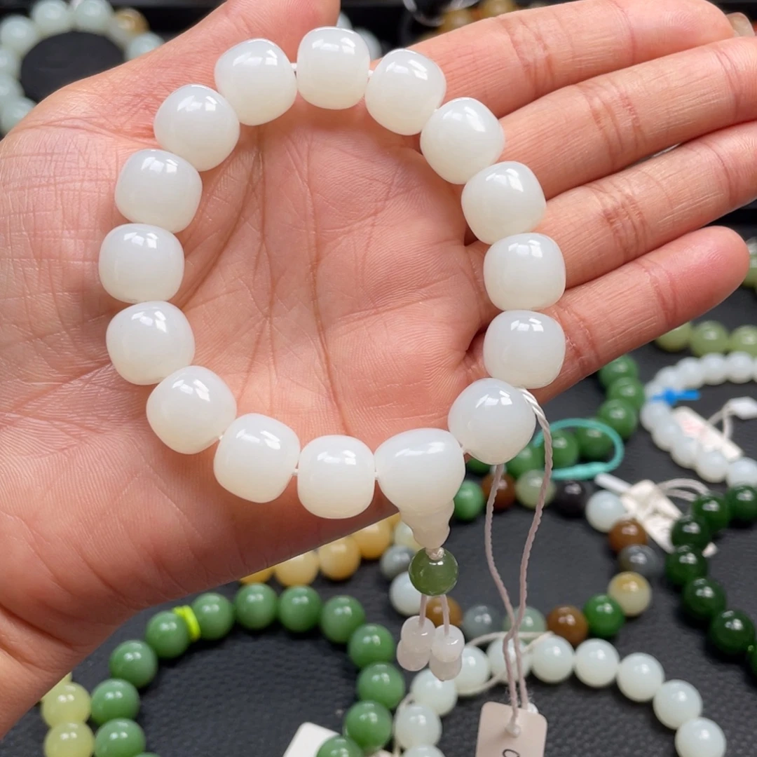 和田玉未镶嵌手链