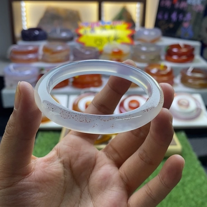 手镯玛瑙/玉髓未镶嵌