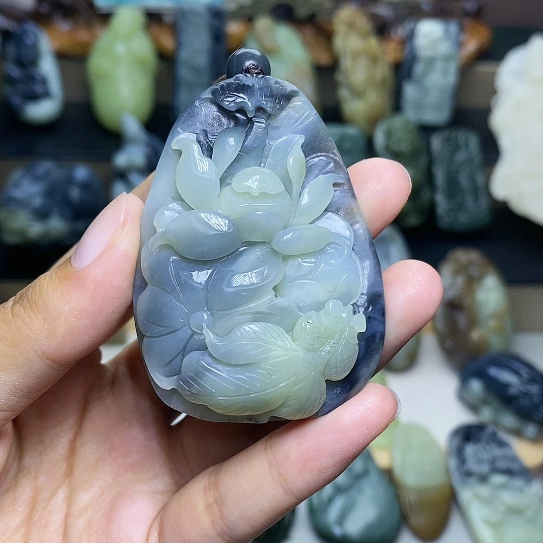 【闪购商品】颈饰未镶嵌和田玉紫**?