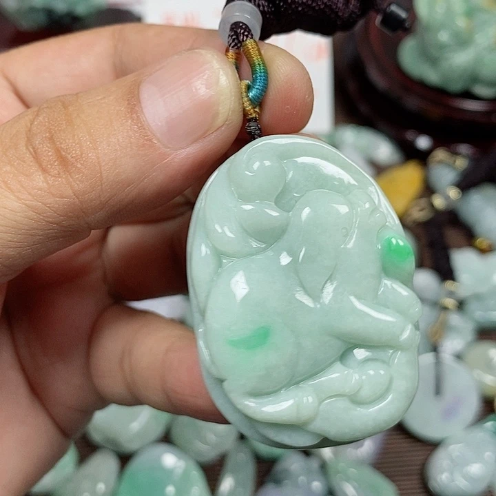翡翠未镶嵌颈饰天然翡翠玉A货配证书