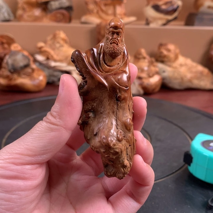 矛***盾柏木（崖柏）根雕手把