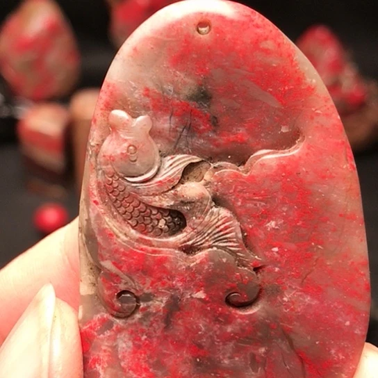 昌化石昌化鸡血石挂件