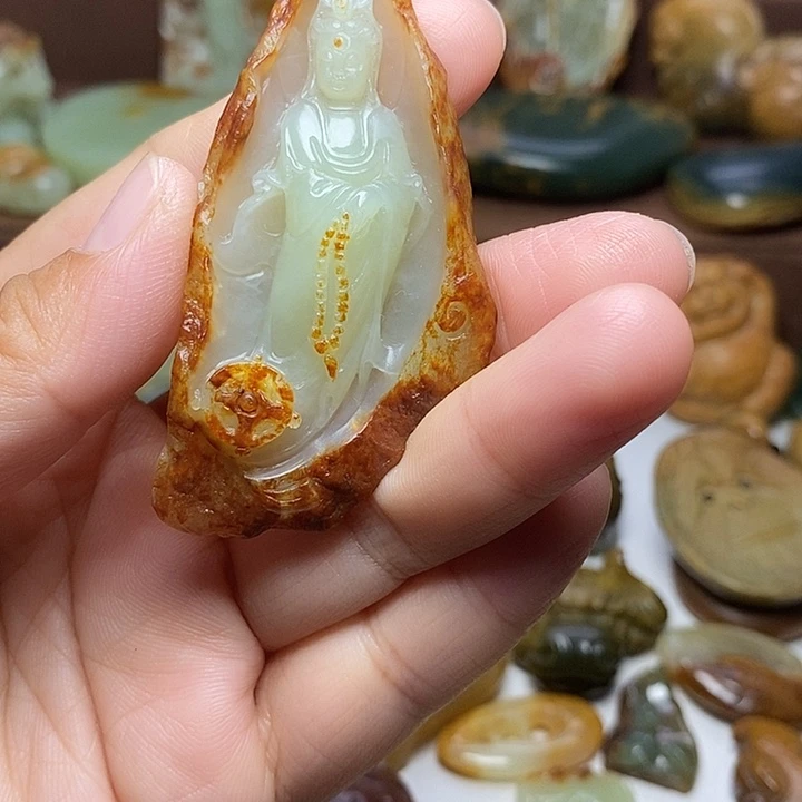 清***澈岫岩河磨玉（透闪石质玉）未镶嵌颈饰
