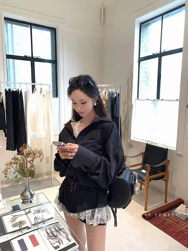 【高个子定制】设计感收腰衬衫＋蕾丝吊带背心两件套