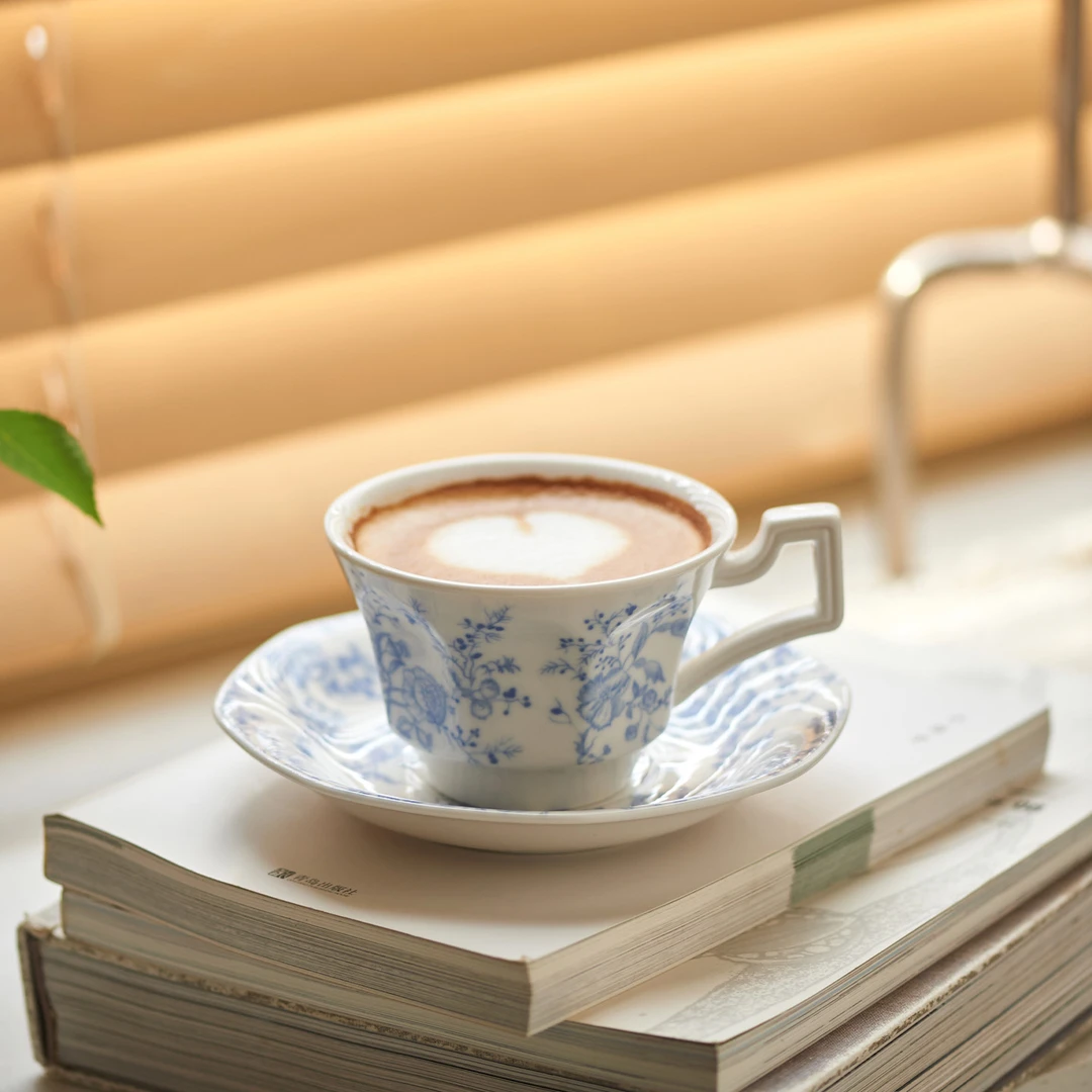 肆月雾蓝马克杯陶瓷家用喝水好看的高颜值高级感咖啡杯设计感小众