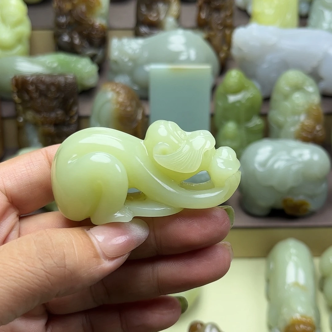 用***2和田玉未镶嵌挂件