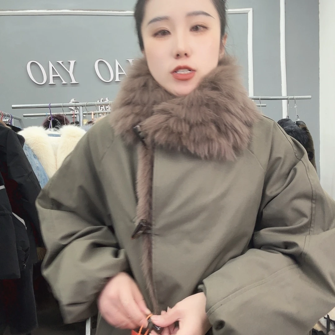 姚小妖家高端皮草