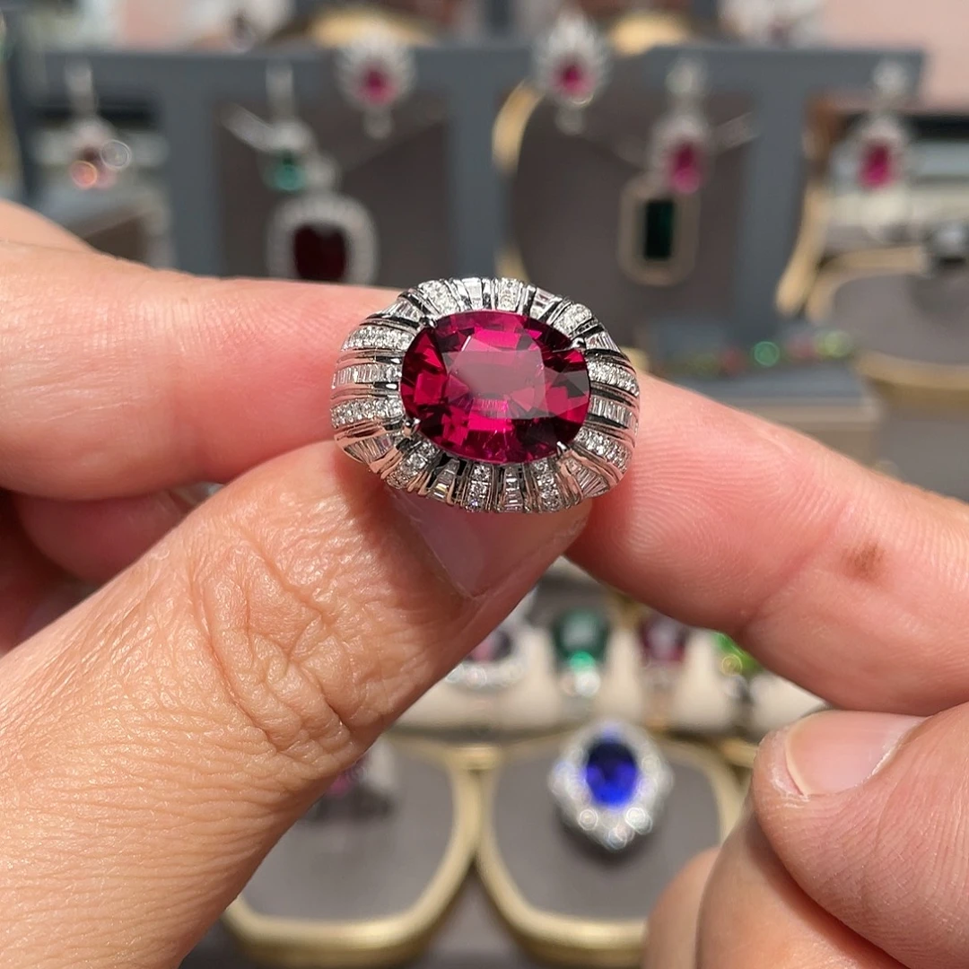 18K金镶嵌戒指碧玺5.35ct