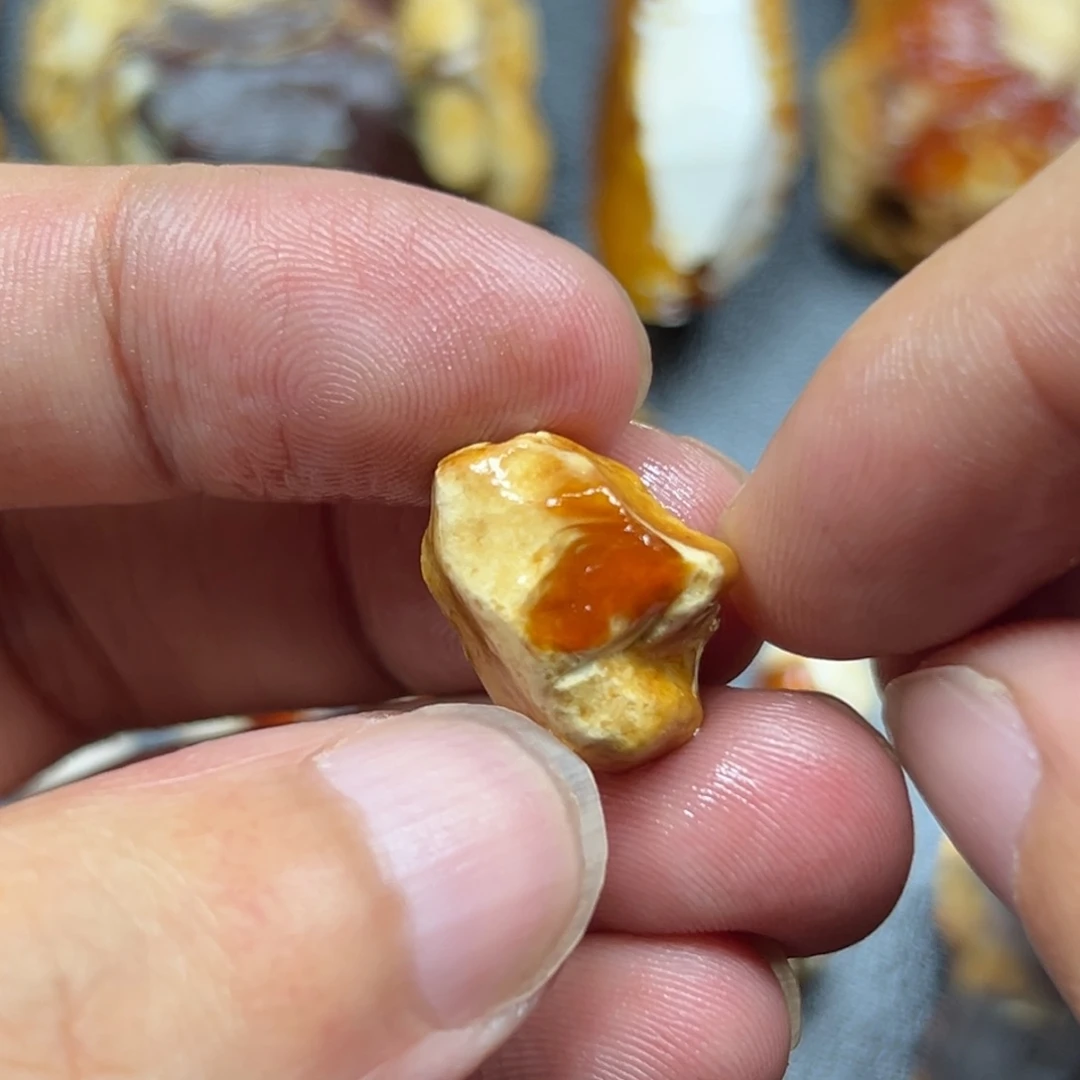 定制琥珀未镶嵌琥珀蜜蜡原石定制