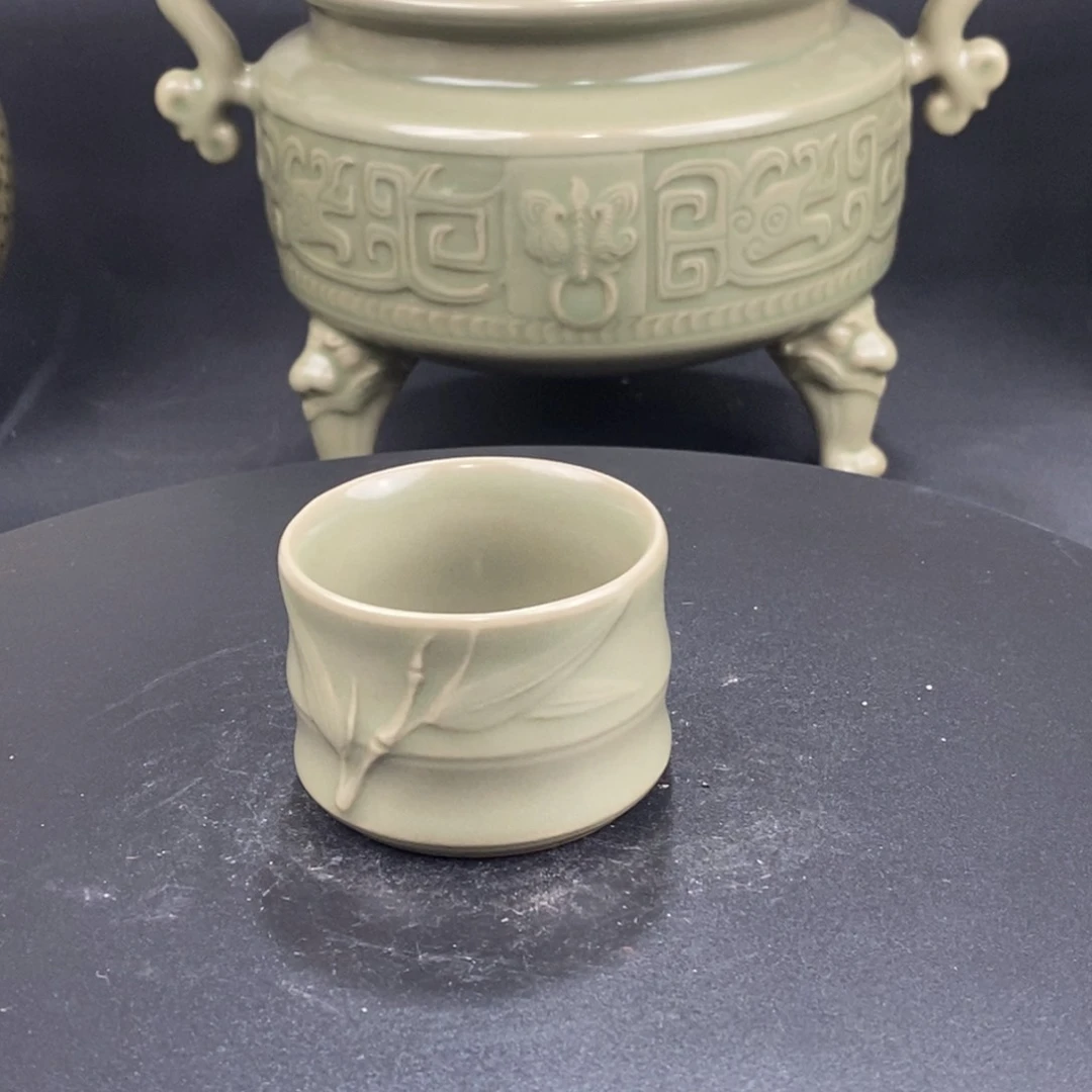 瓷片多**虎摆件111111111111111