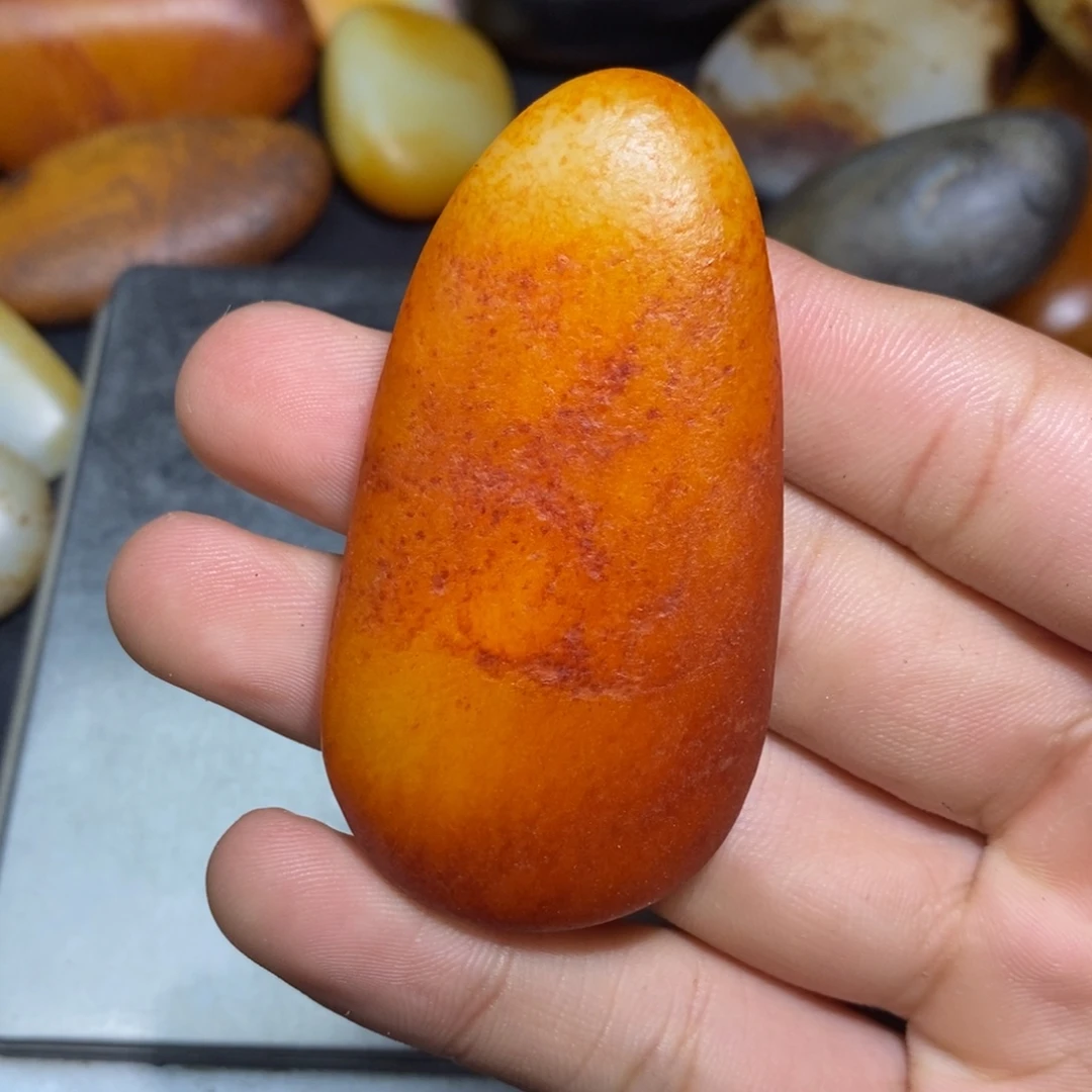 和田玉未镶嵌珠宝奇石