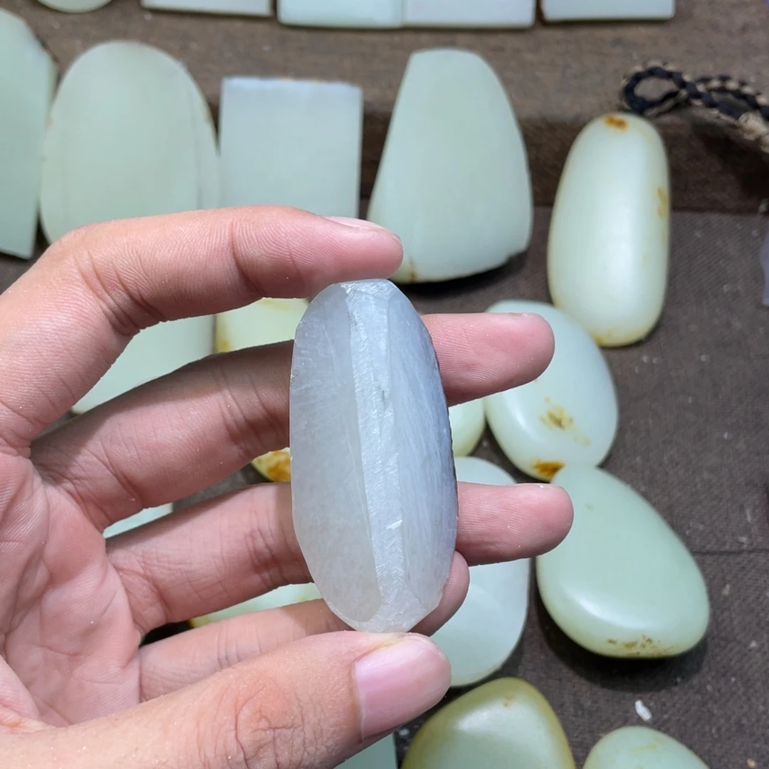 张***龙未镶嵌和田玉定制和田玉