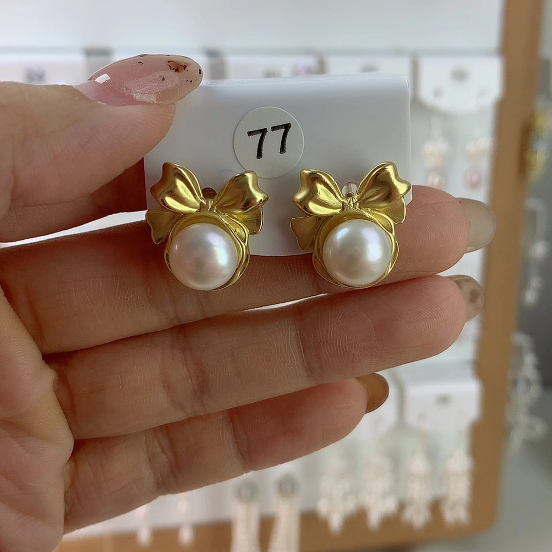 未镶嵌耳饰淡水珍珠