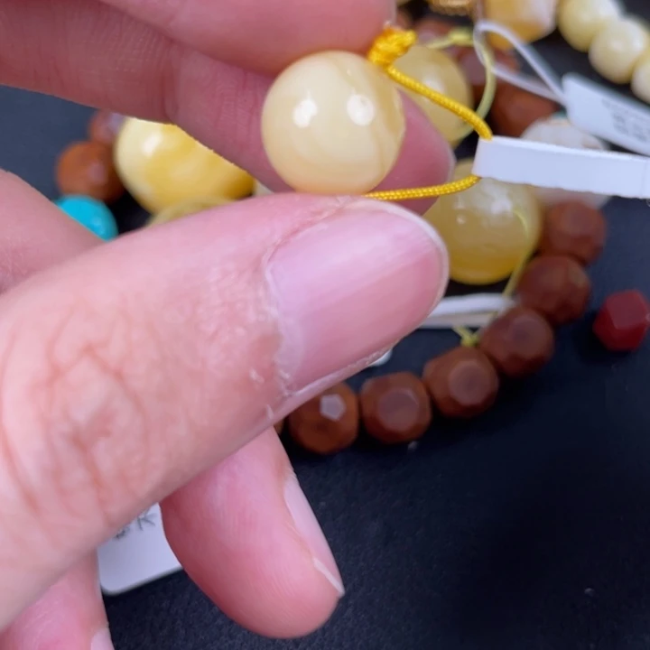 琥珀裸石未镶嵌天然42