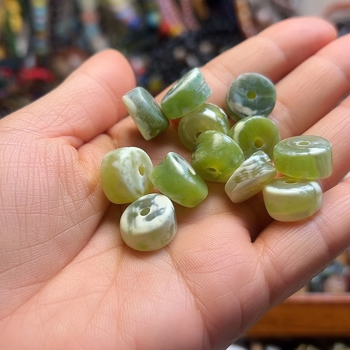 非金属玻璃非金属玻璃一颗0012