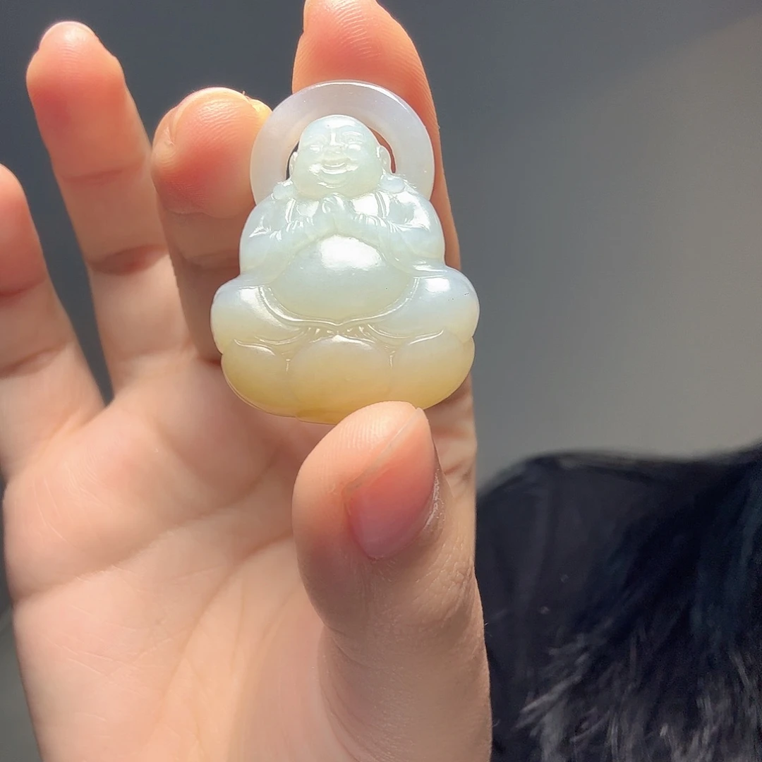 K***0和田玉（糖玉）未镶嵌颈饰