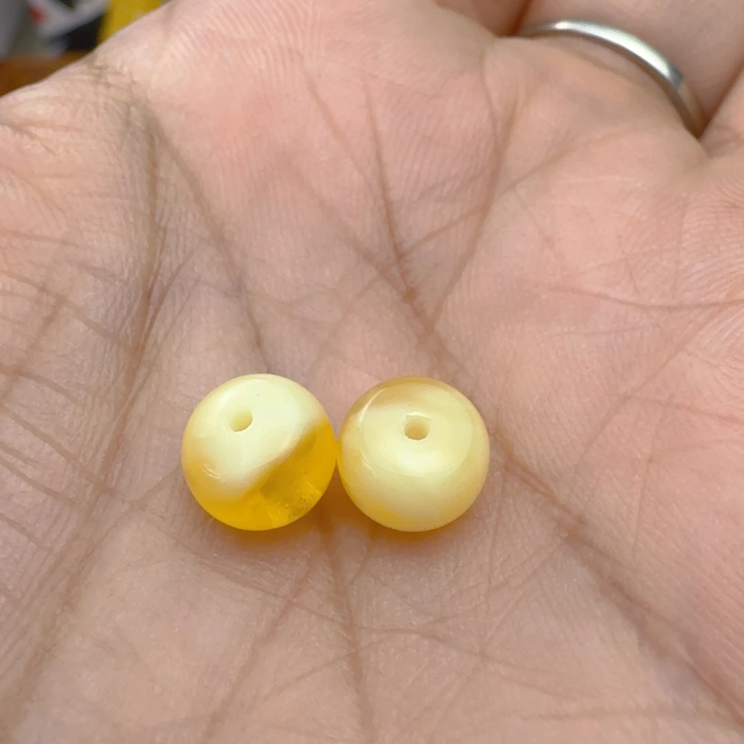 未镶嵌蜜蜡裸石卡7.5、5.6