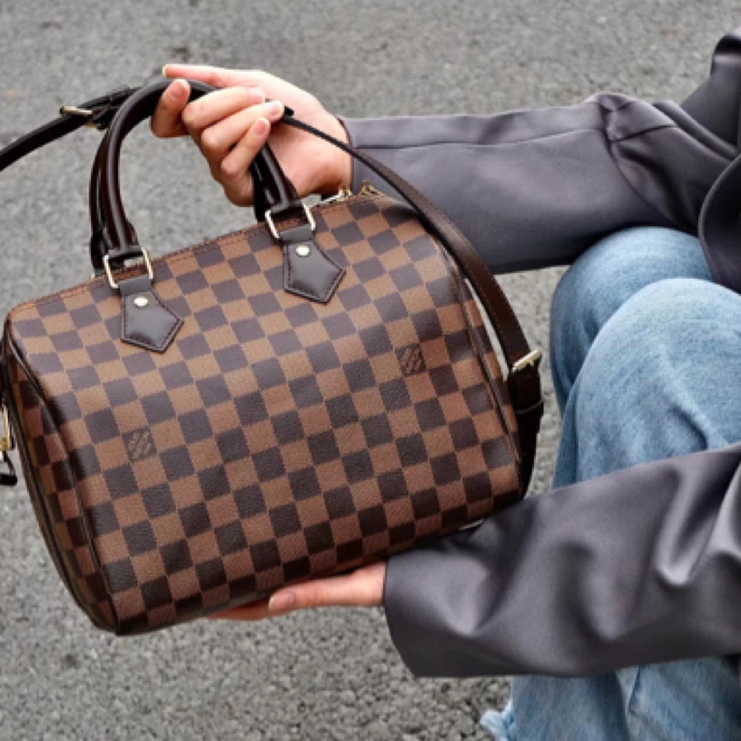 95新 LouisVuitton/路易威登 lv棋盘格25肩带973082