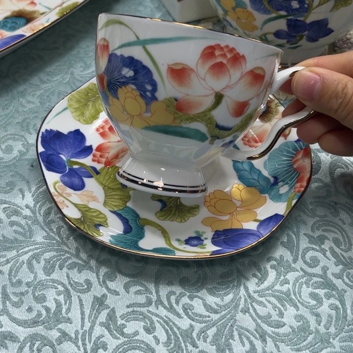 瓷片荷塘咖啡杯一个