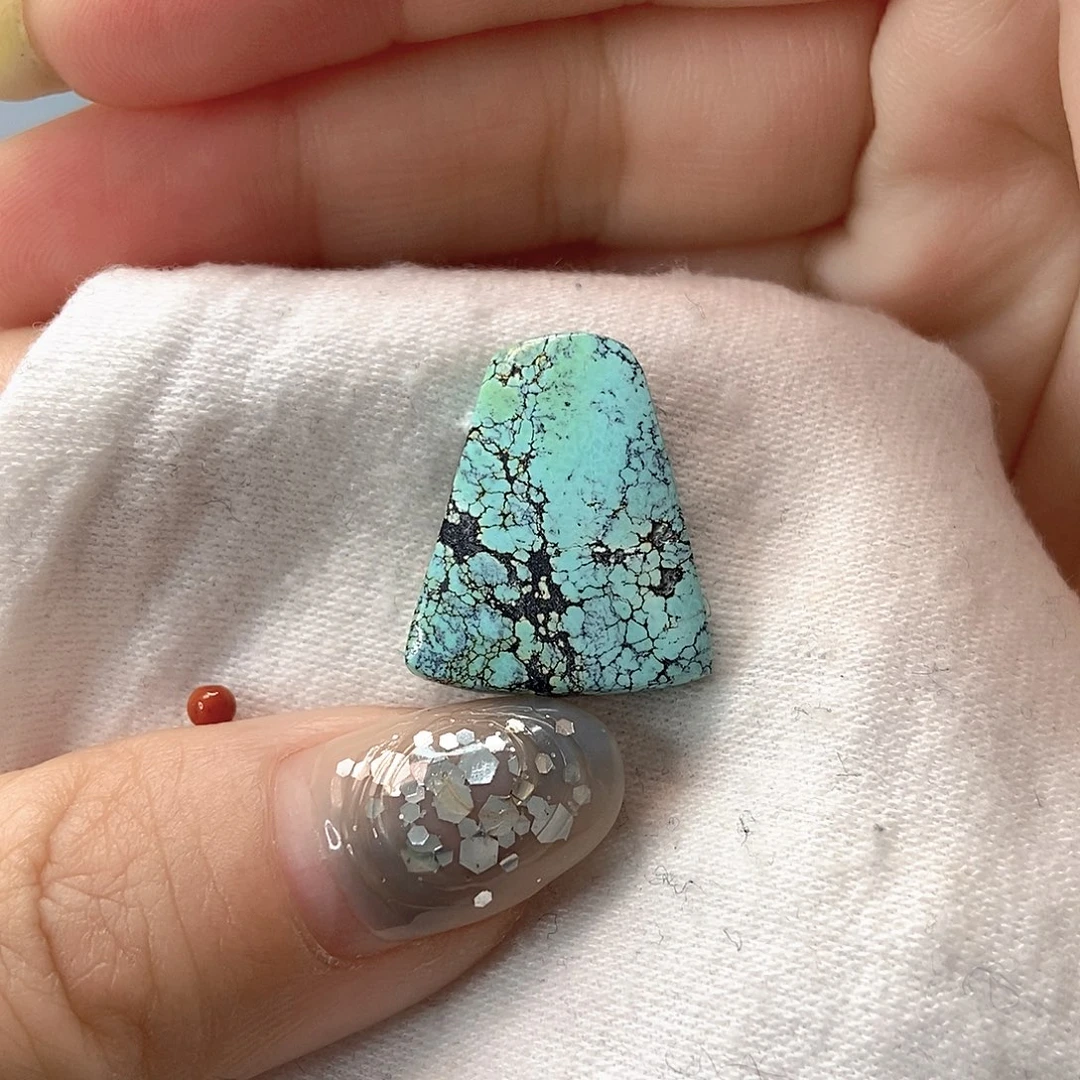 南红玛瑙未镶嵌珠宝奇石