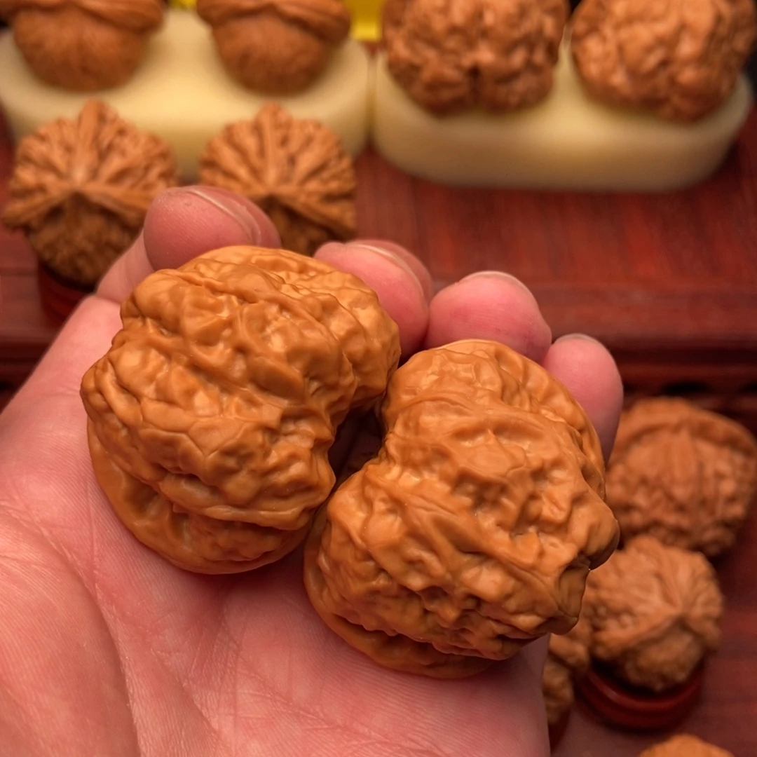 桃核把件积****里大暴力蛙42