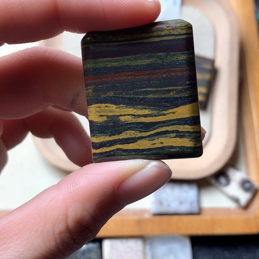 石英质玉颈饰未镶嵌用****2