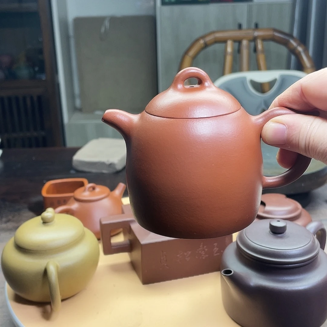 五****紫砂茶壶秦权，朱泥微瑕