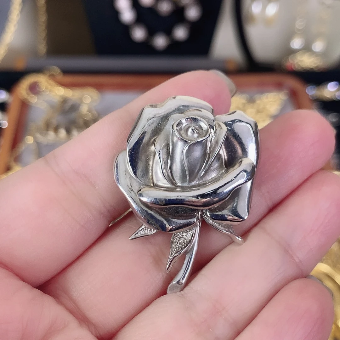 合金玫瑰花胸针美物