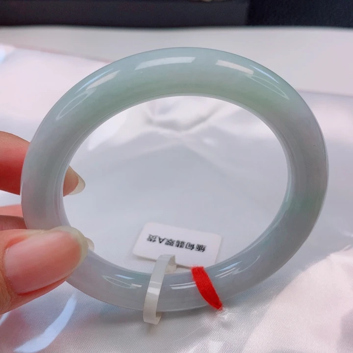 付****翡翠未镶嵌手镯（圆镯）