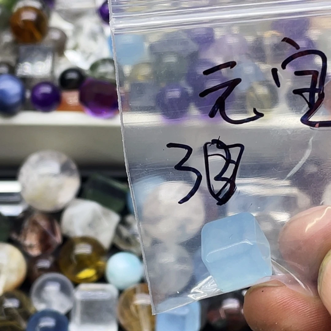 元***缘石英石铁合金这种