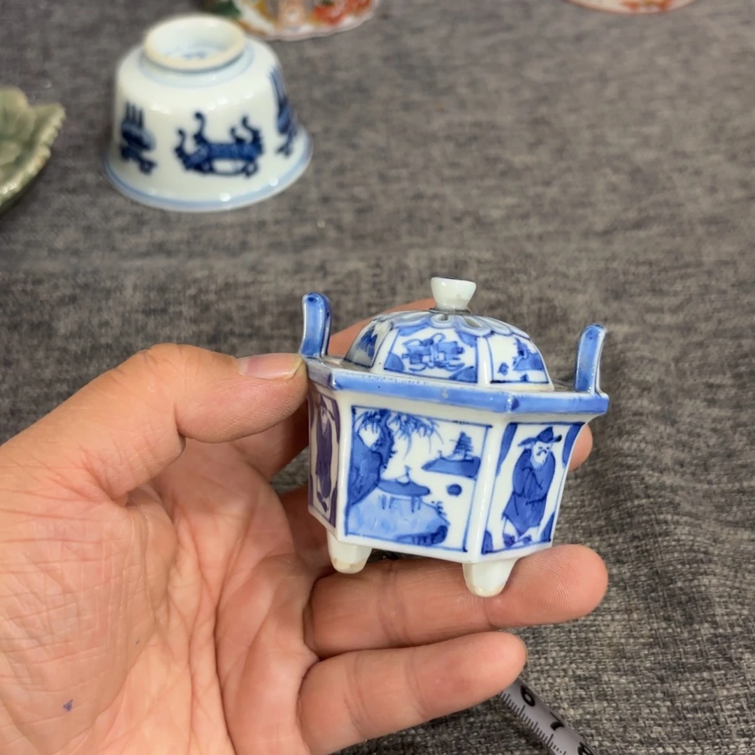 茶杯底槽青非常好看的花瓶