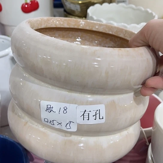 多肉绿植陶瓷花盆9.9包邮，有孔