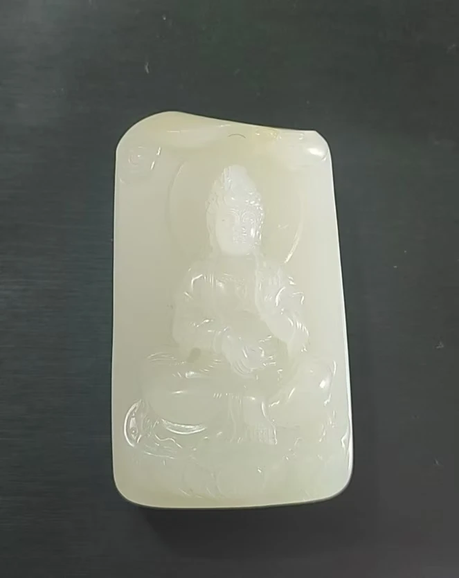 新疆和田玉吊坠白玉