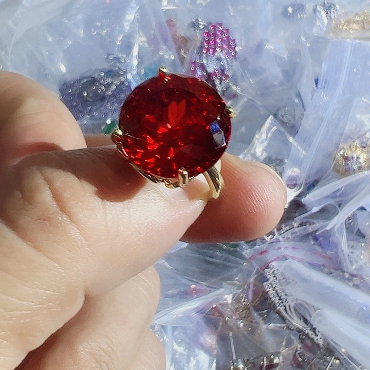 非金属红色蓝色满镶嵌大宝贝