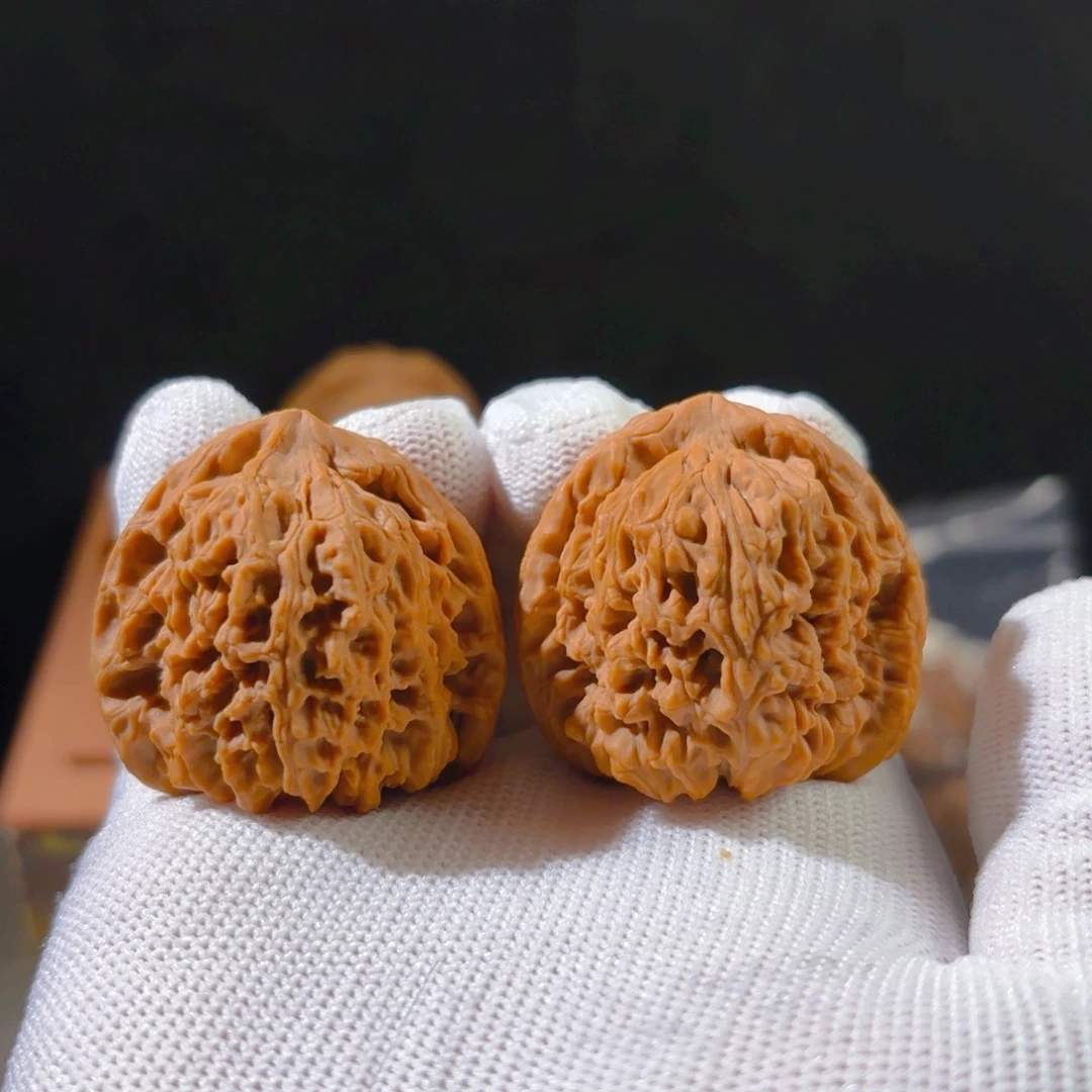 文玩核桃吊坠2号链接40球疆顺大卍字