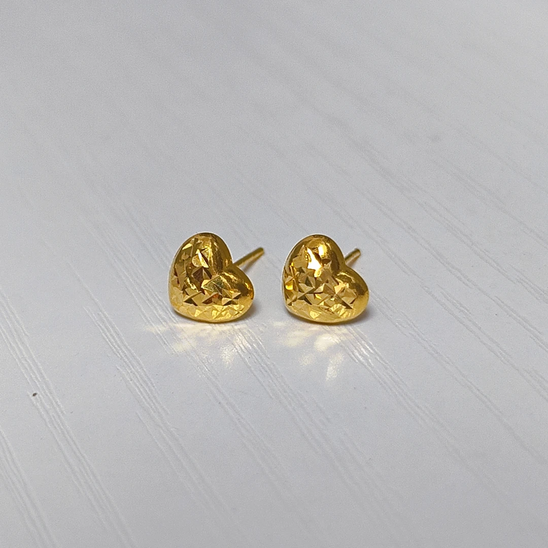 18K金耳饰爱心耳钉女气质时尚百搭简约耳环小巧精致
