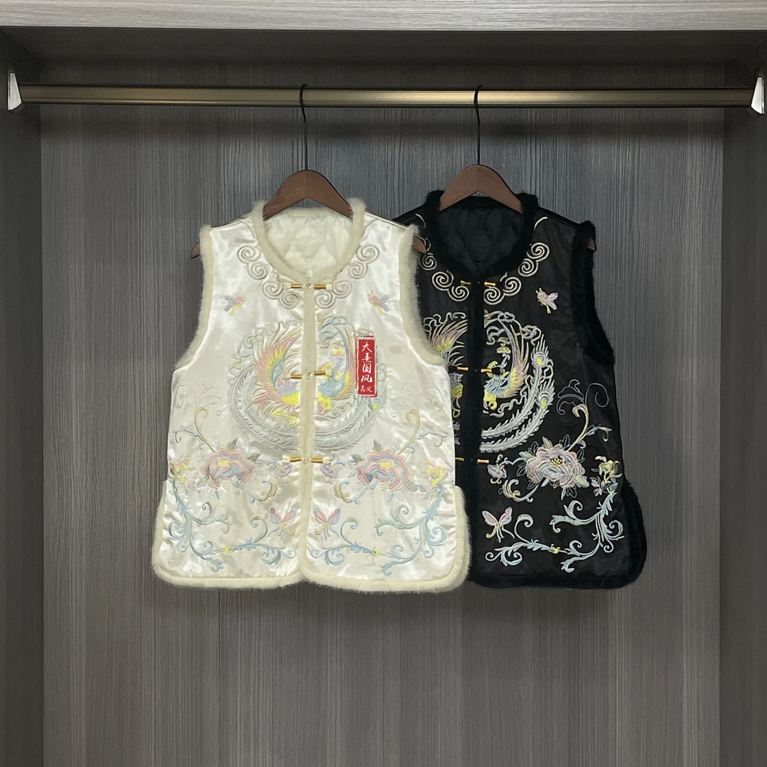 【凤羽】冬季加厚马甲新中式圆领绣花宽松冬季保暖上衣马夹女款