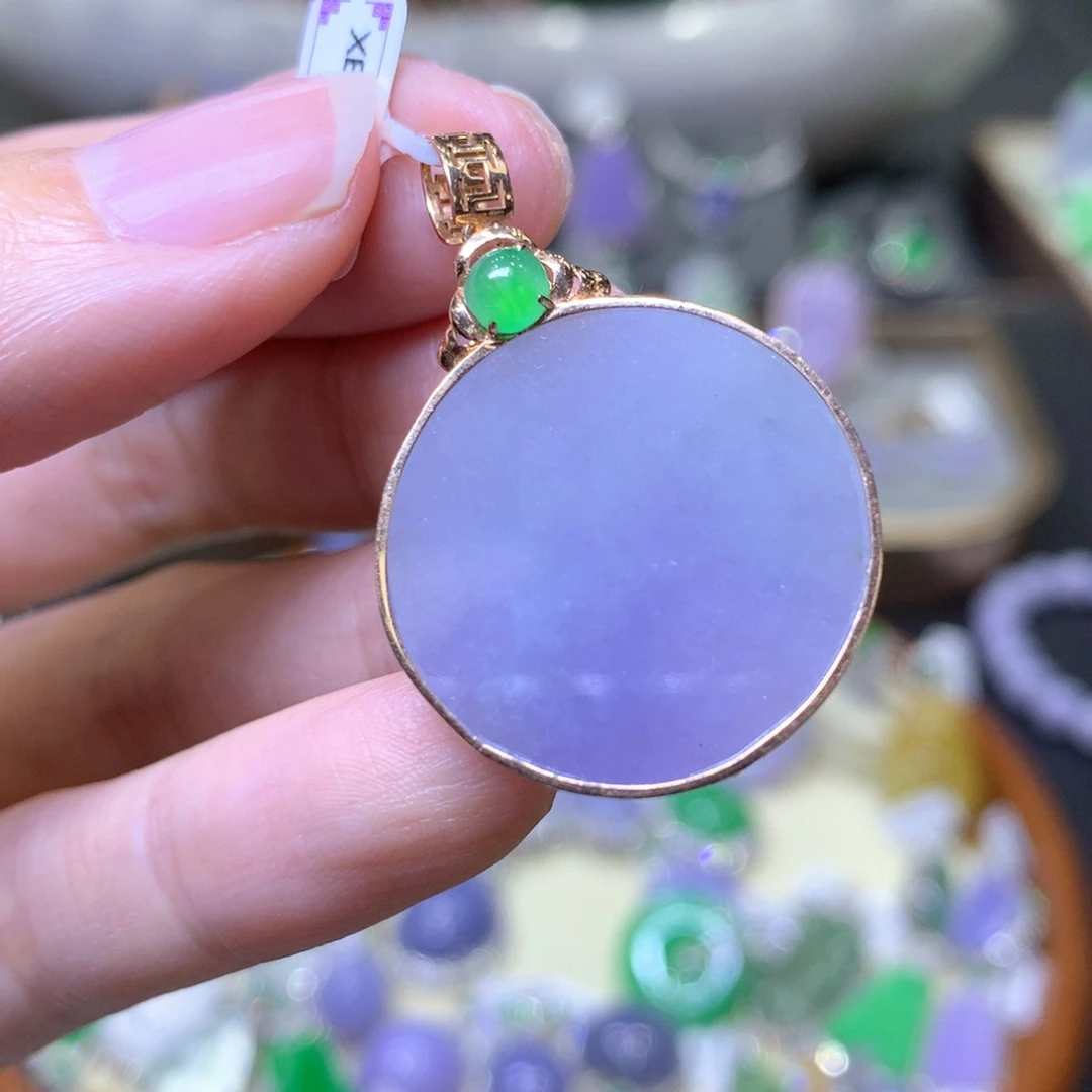 【闪购商品】翡翠颈饰18K金镶嵌翡翠吊坠项链