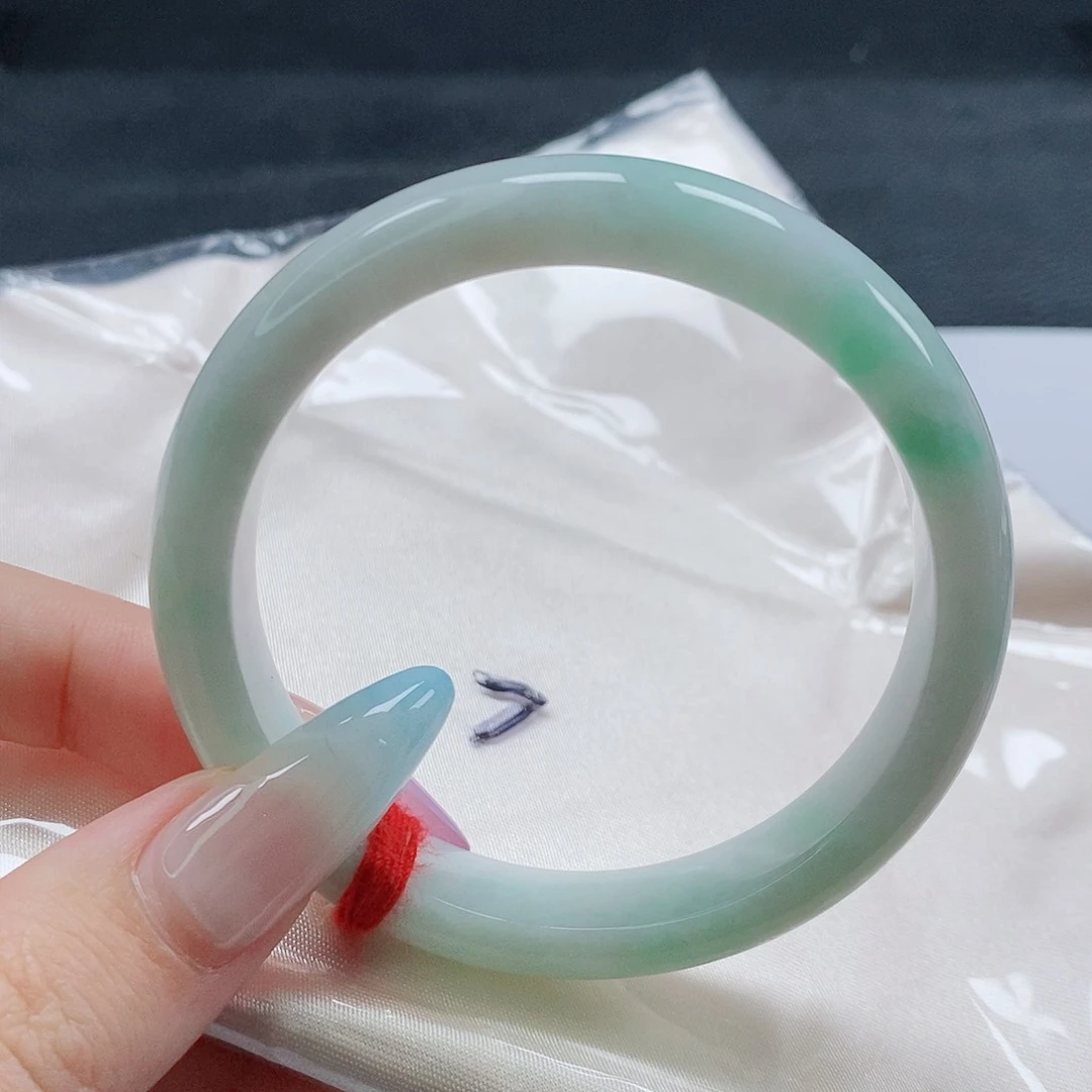【闪购商品】未镶嵌手镯翡翠509号