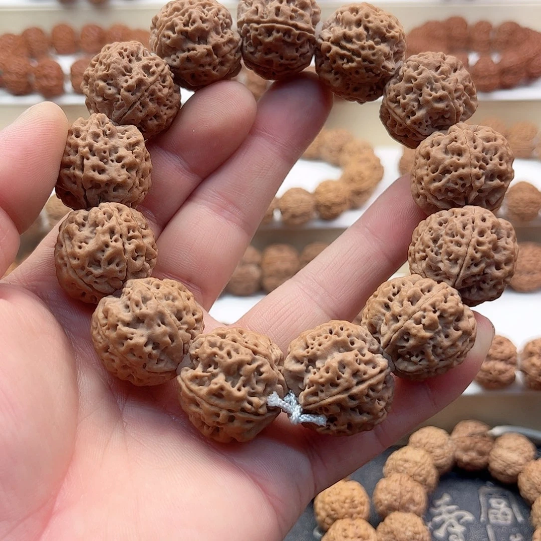 金刚菩提手串蜂王