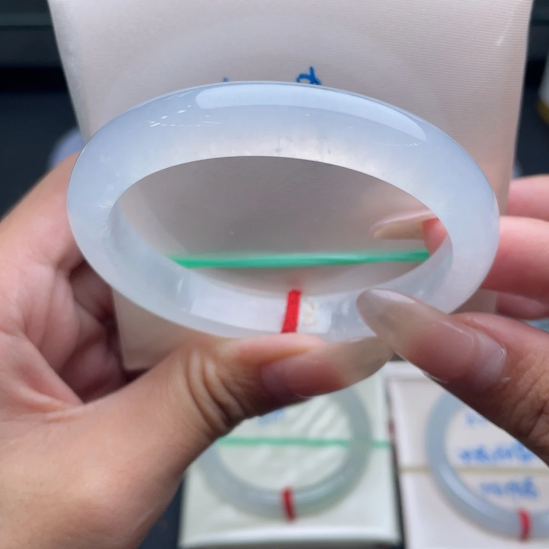 翡翠未镶嵌手镯18号